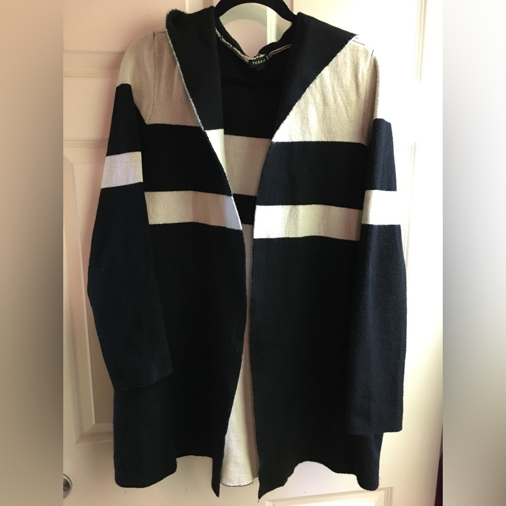 Torrid woman’s jacket cardigan size 2x